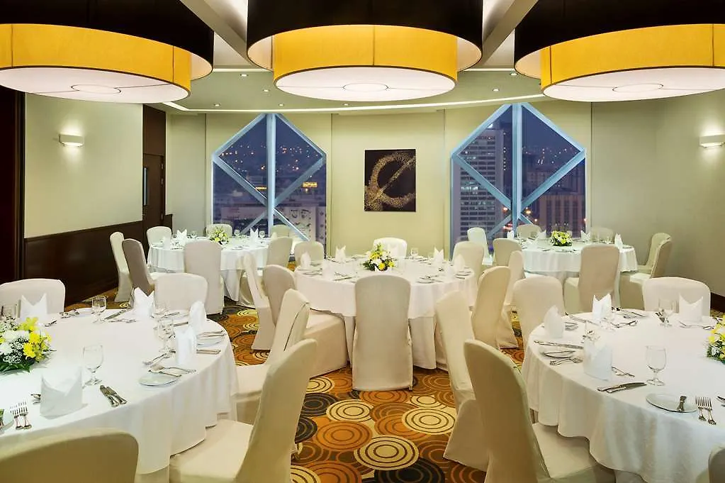 City Seasons Towers Hotel Bur Dubai